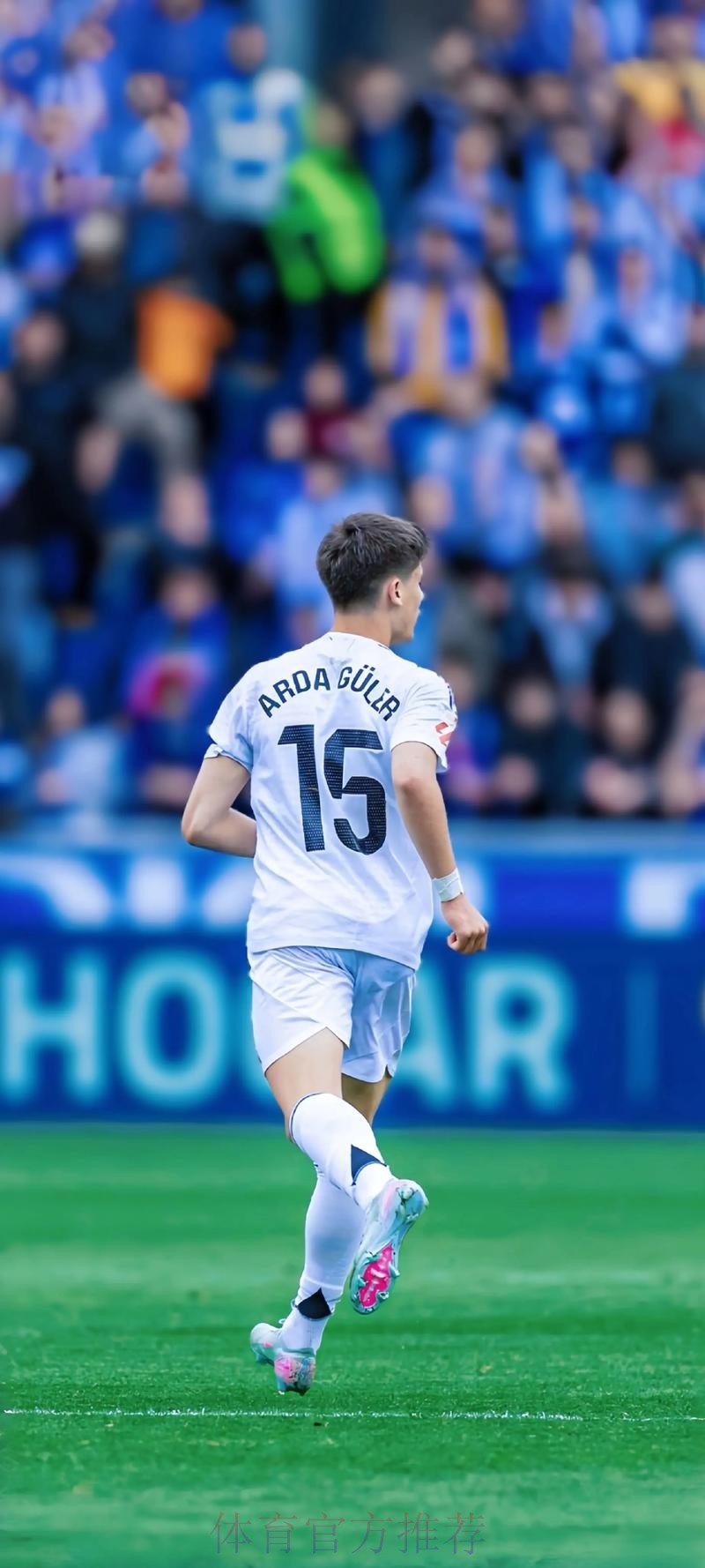 马卡报：阿拉巴左膝轻微扭伤 可能缺战塞维利亚